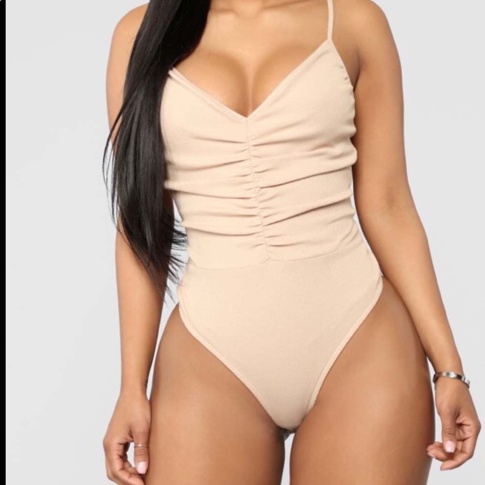 Fashion nova bodysuit 🌹